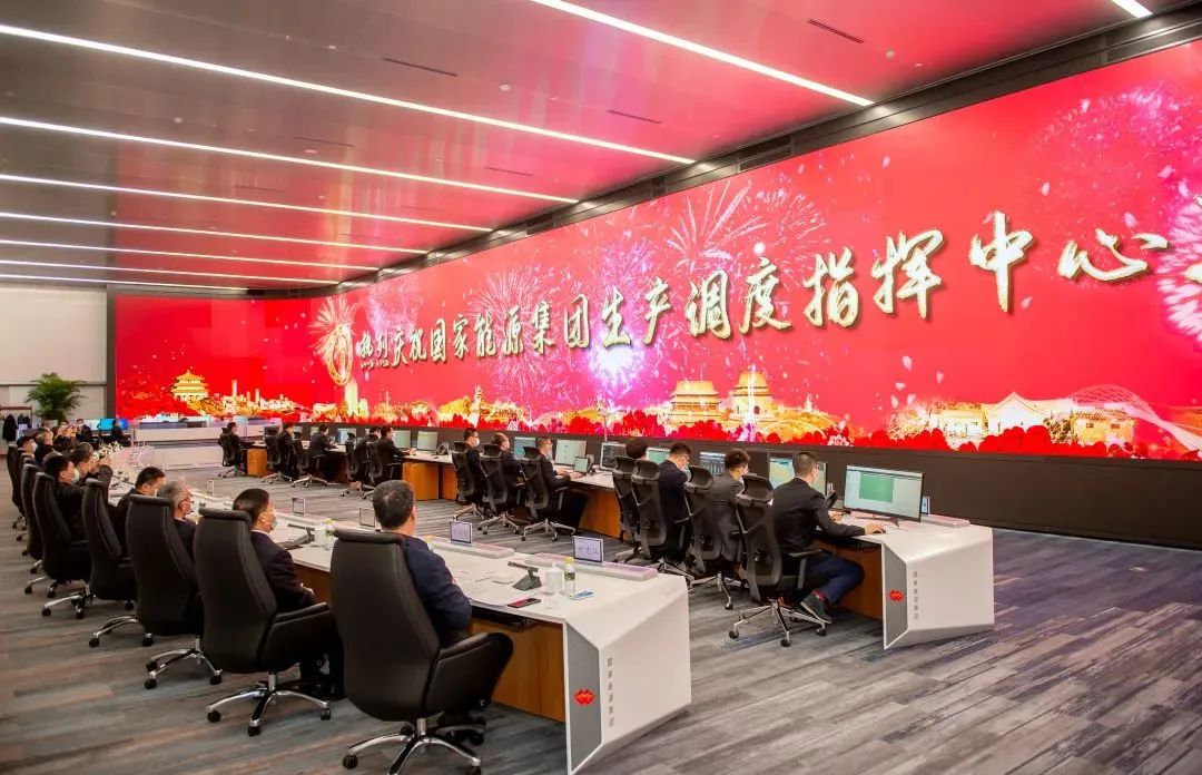 接受领导人检阅 | 今年会·(jinnianhui)金字招牌诚信智能显示助力紫金山实验室展现强劲创新力
